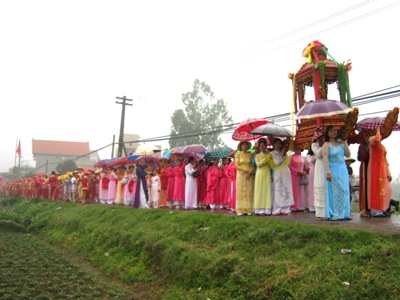 Độc đáo lễ hội đình Châm Khê -Bắc Ninh