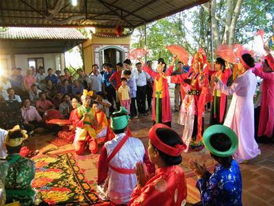 Lễ hội làng Tạ Xá và các trò thi dân gian hấp dẫn